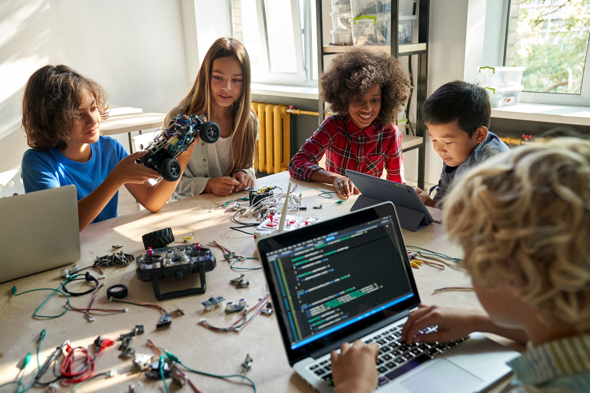 New AI-Enabled Primary School Teaching Model Unveiled: International Roll Out Set for 2027